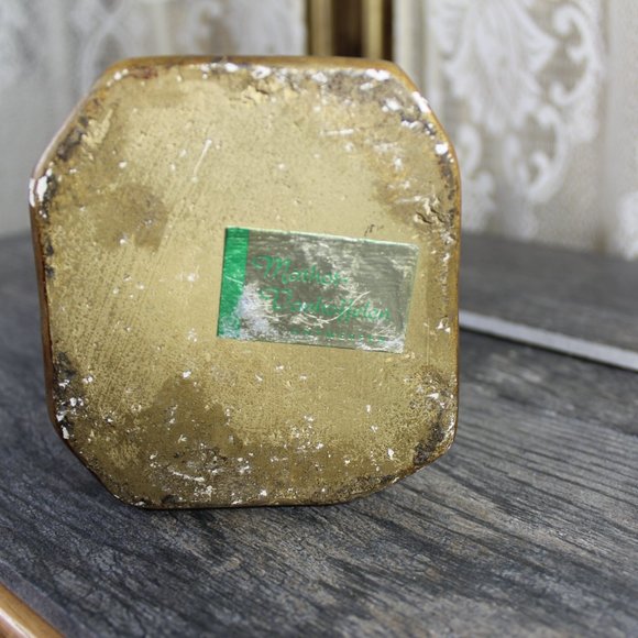 Antique Virgin Mary cradling Baby Jesus statue Beautiful Catholic Home Decor - Picture 3 of 8